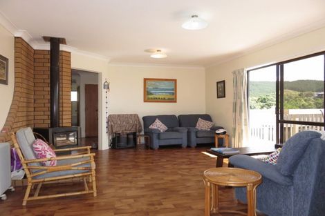 Photo of property in 109 Russell Bruce Place, Onemana, Whangamata, 3691