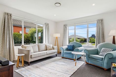 Photo of property in 6 Coachmans Road, Prebbleton, 7604