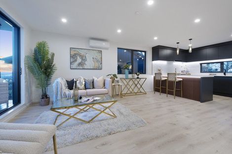 Photo of property in 8b Hadfield Street, Beach Haven, Auckland, 0626