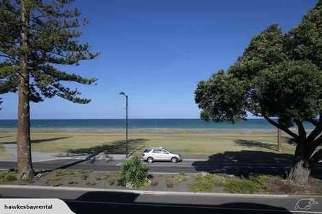 Photo of property in 4/541 Marine Parade, Napier South, Napier, 4110