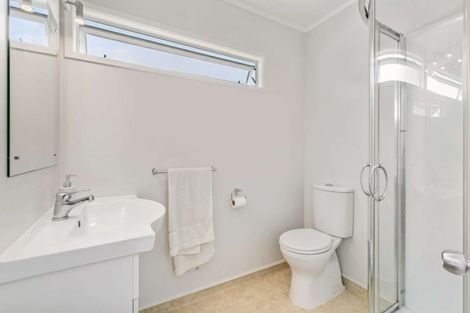 Photo of property in 5 Herald Way, Welcome Bay, Tauranga, 3112