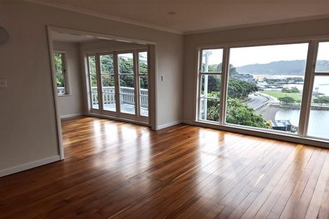 Photo of property in 414 Evans Bay Parade, Hataitai, Wellington, 6021