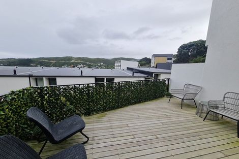 Photo of property in 16 Erica Pabst Way, Island Bay, Wellington, 6023