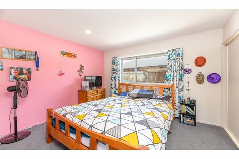 Photo of property in 28 Cedar Place, Rangiora, 7400