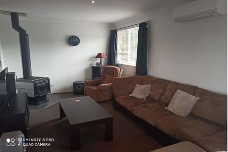 Photo of property in 6 Camphora Place, Ranui, Auckland, 0612