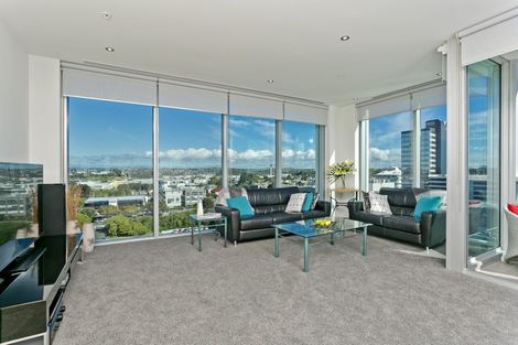 Photo of property in Sentinel Apartments, 706/3 Northcroft Street, Takapuna, Auckland, 0622