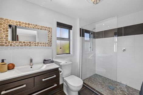 Photo of property in 5 Veda Place, Pyes Pa, Tauranga, 3112