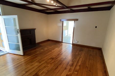 Photo of property in 352 Mount Albert Road, Mount Roskill, Auckland, 1041