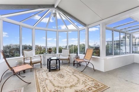 Photo of property in 35 Princes Street, Northcote Point, Auckland, 0627