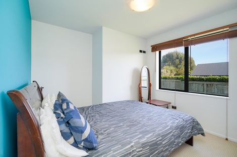 Photo of property in 28 Majestic Chance, Seaward Bush, Invercargill, 9812