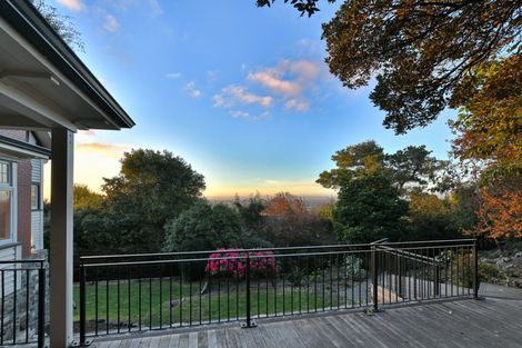 Photo of property in 103 Hackthorne Road, Cashmere, Christchurch, 8022