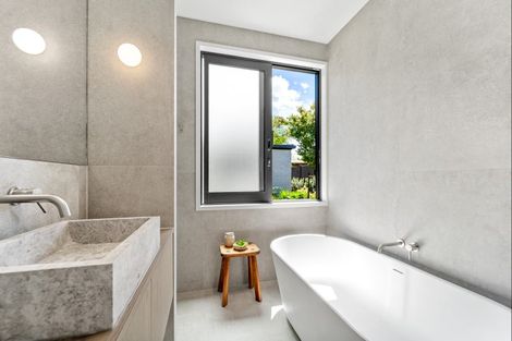 Photo of property in 7 Kewini Grove, Matakana, 0985