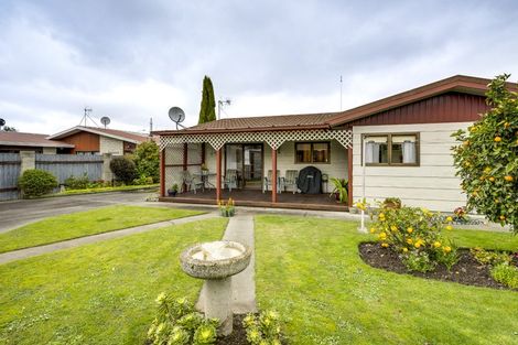 Photo of property in 58 Spriggs Crescent, Greenmeadows, Napier, 4112