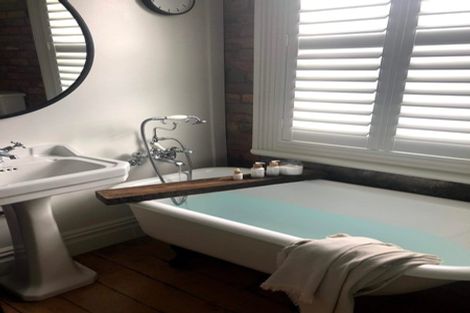 Photo of property in 2/207 Ponsonby Road, Ponsonby, Auckland, 1011