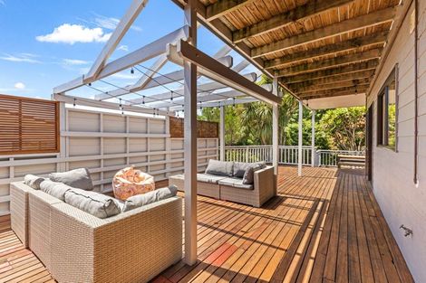 Photo of property in 58 Karina Road, Merrilands, New Plymouth, 4312