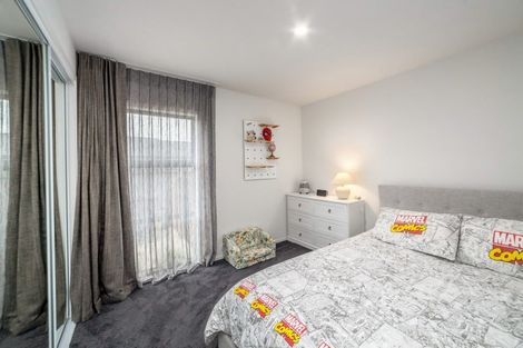 Photo of property in 16 Fantail Avenue, Carterton, 5713