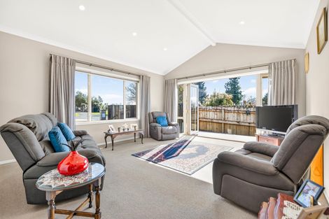 Photo of property in 114 Burwood Road, Matamata, 3400