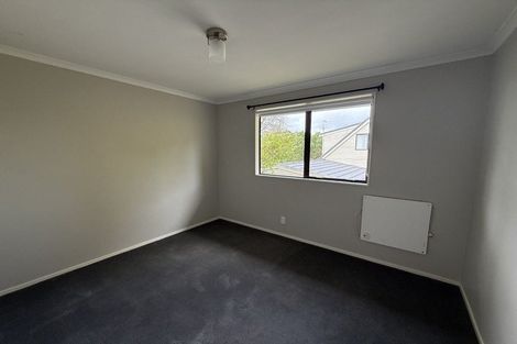 Photo of property in 2/14 Moxham Grove, Massey, Auckland, 0614