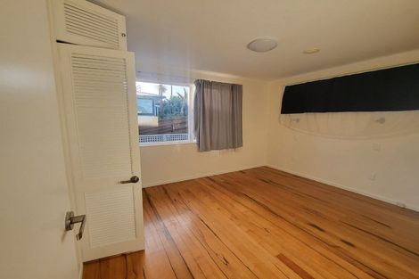 Photo of property in 29 Sycamore Drive, Sunnynook, Auckland, 0620