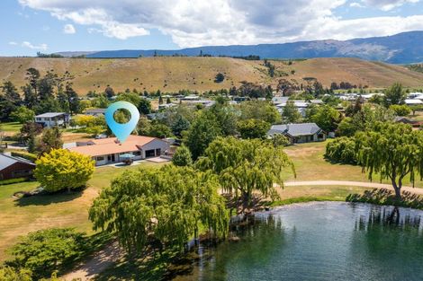 Photo of property in 27 Pisa Moorings Road, Mount Pisa, Cromwell, 9383