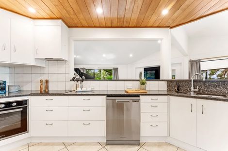 Photo of property in 5 Glance Street, Sandspit, Warkworth, 0982