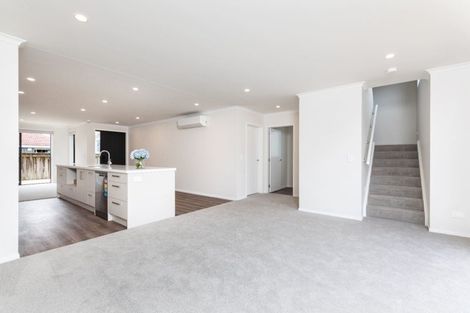 Photo of property in 8 Henui Street, Strandon, New Plymouth, 4312