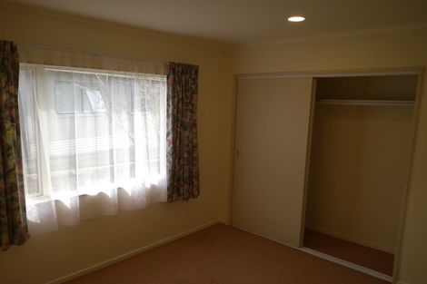 Photo of property in 1/41 Ellice Road, Totara Vale, Auckland, 0629