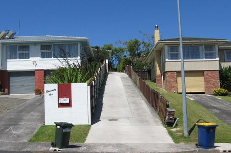 Photo of property in 2/28 Stott Avenue, Birkdale, Auckland, 0626