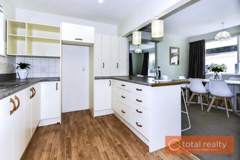 Photo of property in 6 Oldham Crescent, Halswell, Christchurch, 8025