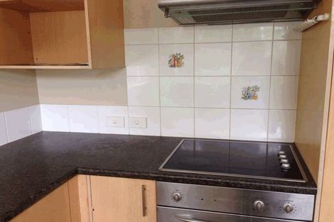 Photo of property in 2/390 Glenfield Road, Glenfield, Auckland, 0629