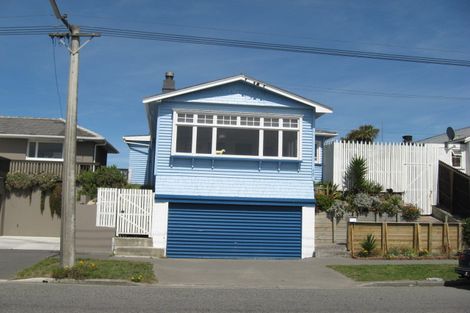 Photo of property in 425 Marine Parade, South New Brighton, Christchurch, 8062