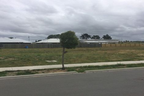 Photo of property in 6 Kahuraki Drive, Pegasus, 7612