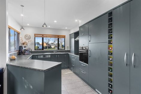 Photo of property in 39 O'connor Place, Burnside, Christchurch, 8053