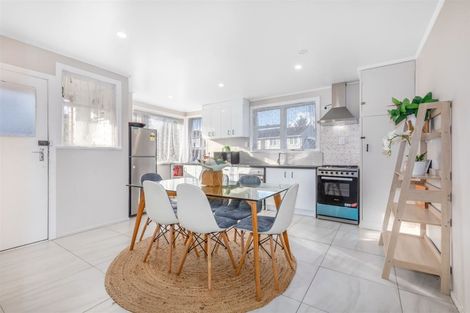 Photo of property in 8 Takapuwahia Drive, Takapuwahia, Porirua, 5022