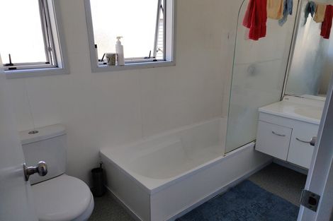 Photo of property in 43 Secretariat Place, Randwick Park, Auckland, 2105