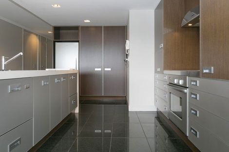 Photo of property in 1/225 Lake Terrace, Waipahihi, Taupo, 3330