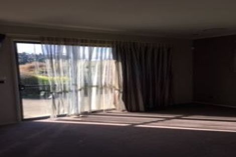 Photo of property in 131 Foster Road, Kumeu, 0891