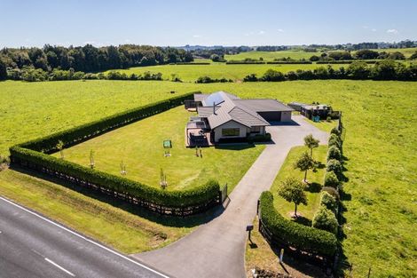 Photo of property in 917 Carrington Road, Hurworth, New Plymouth, 4371