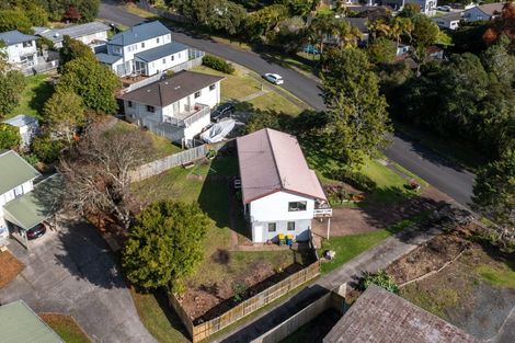 Photo of property in 10 Eagleson Street, Northcross, Auckland, 0632