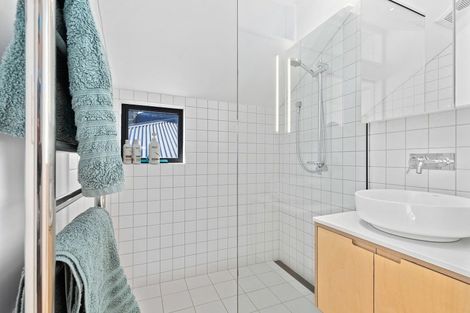 Photo of property in 108 Aro Street, Aro Valley, Wellington, 6021