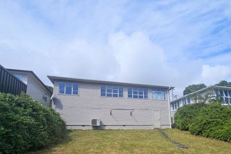 Photo of property in 34 Hereford Street, Cannons Creek, Porirua, 5024