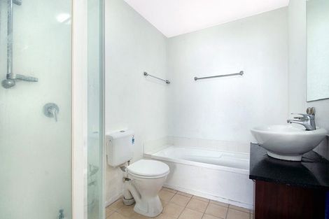 Photo of property in 11 Rakich Place, Henderson, Auckland, 0612