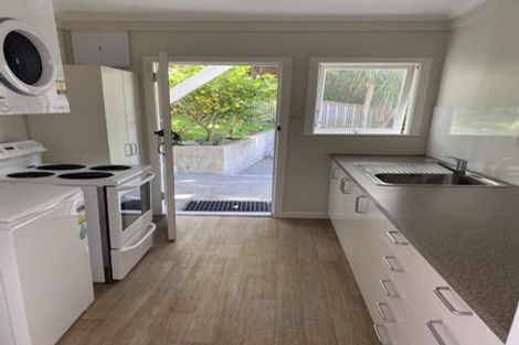 Photo of property in 23 Rawhiti Terrace, Kelburn, Wellington, 6012