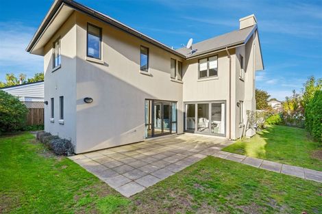 Photo of property in 2 Westburn Terrace, Burnside, Christchurch, 8041