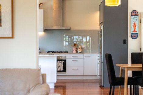 Photo of property in 48 Tiromoana Road, Raumati South, Paraparaumu, 5032