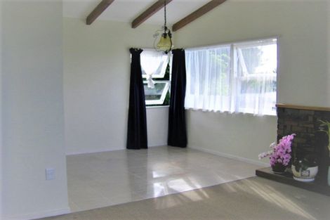 Photo of property in 7 Cheryl Place, Hillcrest, Auckland, 0627