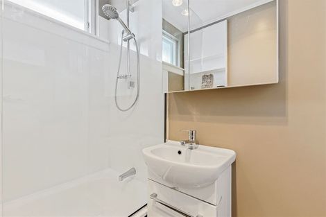 Photo of property in 2/15a Bennett Street, Saint Albans, Christchurch, 8052