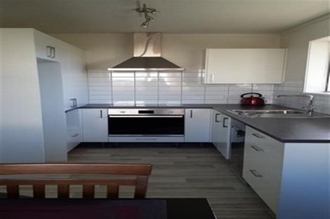 Photo of property in 2/18 Harwood Road, Mount Wellington, Auckland, 1060