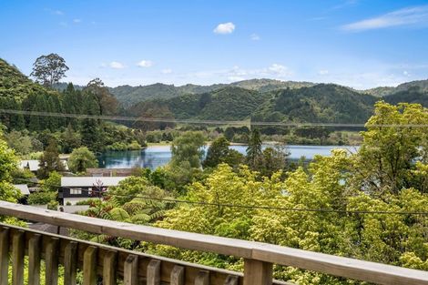 Photo of property in 62 Okareka Loop Road, Lake Okareka, Rotorua, 3076