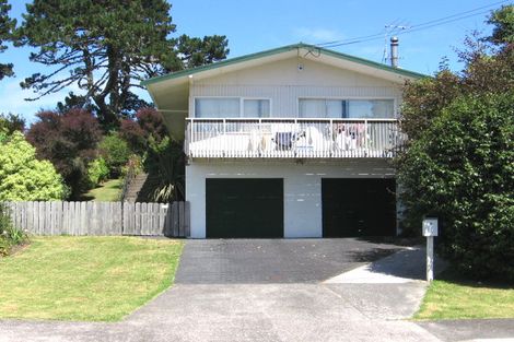 Photo of property in 8 Gregory Place, Mount Roskill, Auckland, 1041